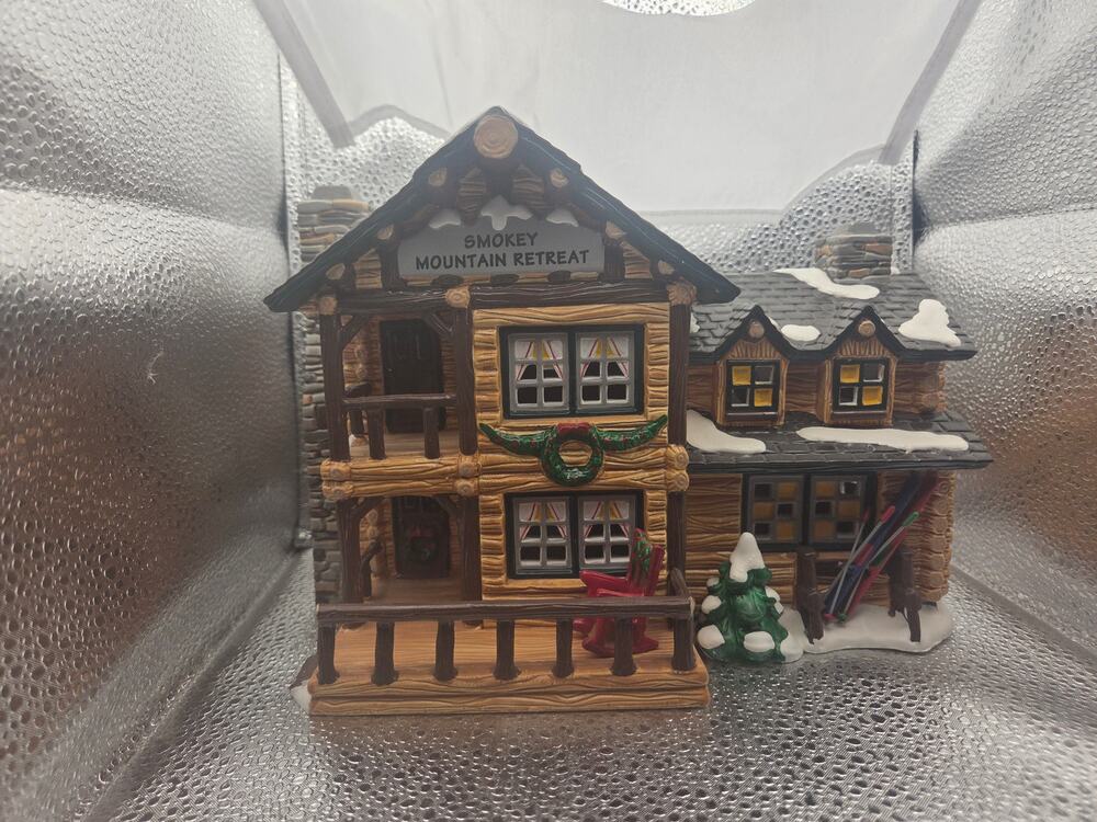 Dept 56 The Original Snow Village "Smokey Mountain Retreat"